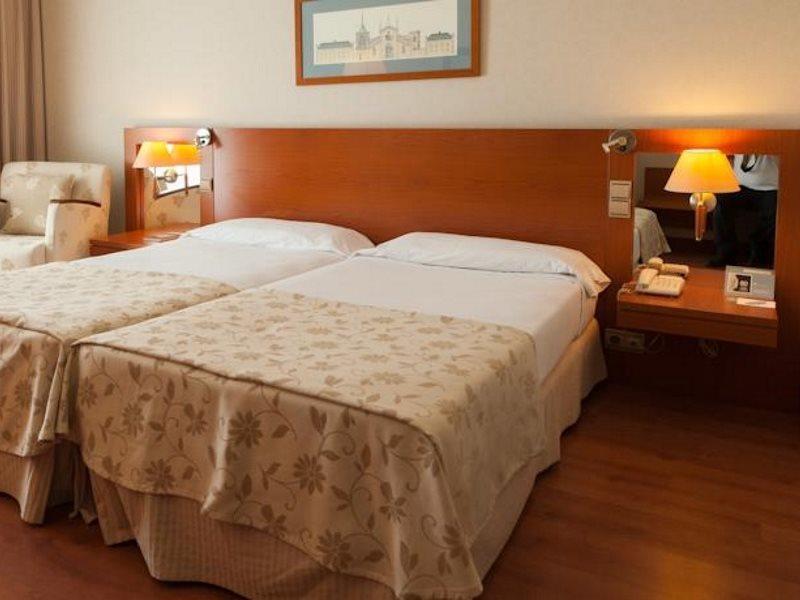 Tryp San Lazaro 4* Santiago de Compostela