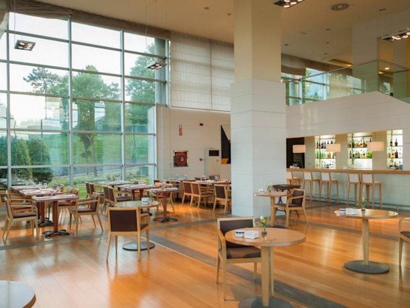 Tryp San Lazaro Hotel