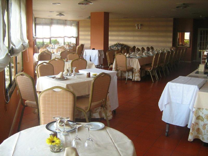 Santiago Apóstol 3* Castrofeito