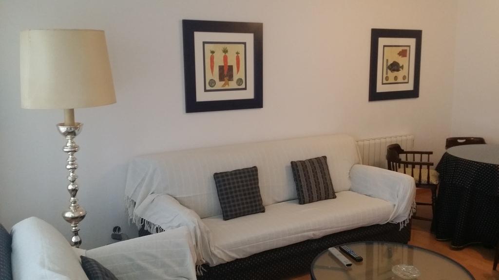 Apartment Piso De 3 Habitaciones, Con Garaje Incluido, A 1500 Metros De La Catedral Santiago de Compostela