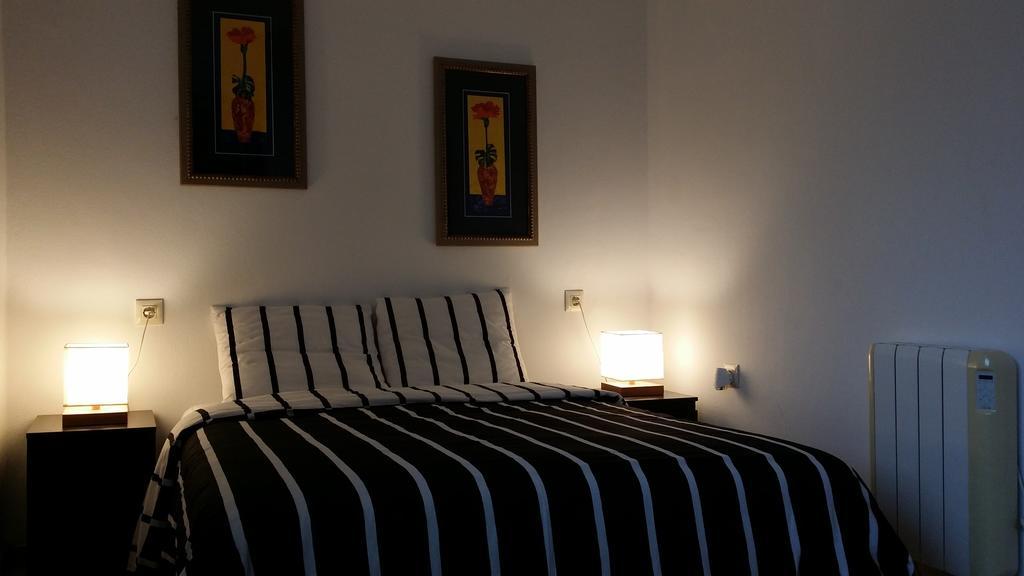 Apartment Piso De 3 Habitaciones, Con Garaje Incluido, A 1500 Metros De La Catedral *