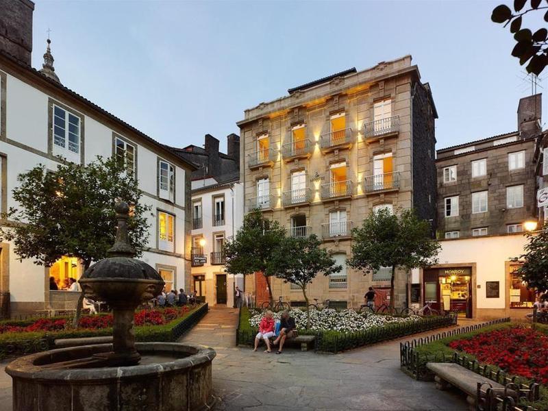 Montes Hotel 2*