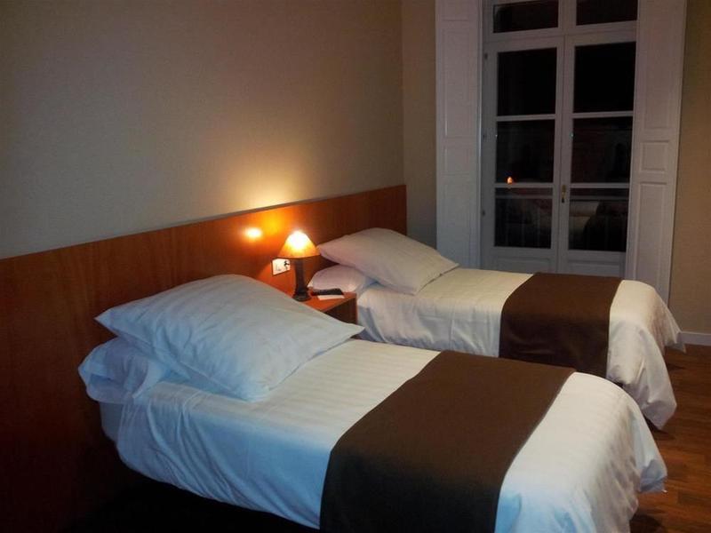 Hotel Montes 2*