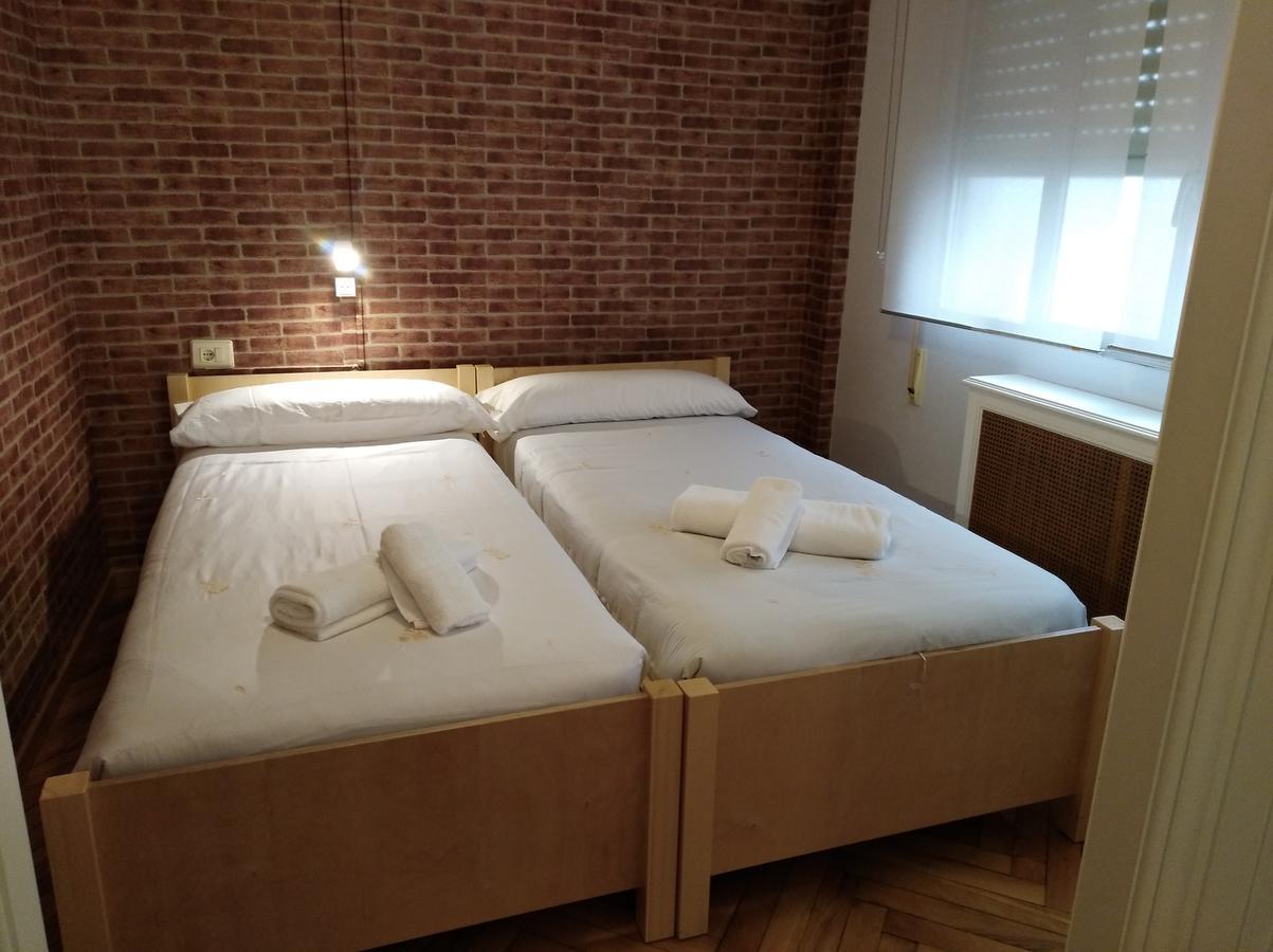 Santiago Hostel *