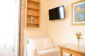 Linares Hostal *
