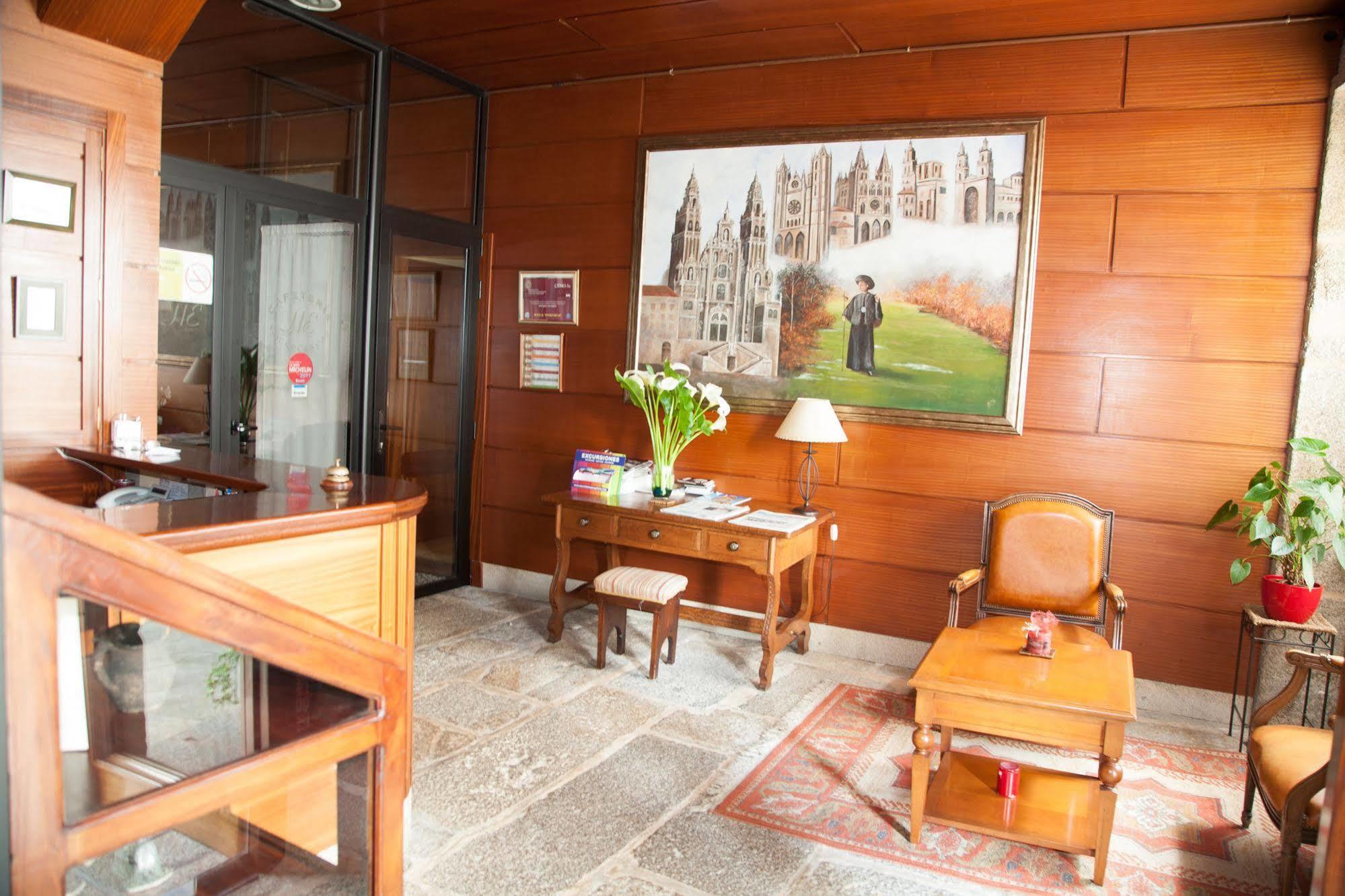 Hotel Entrecercas Santiago de Compostela