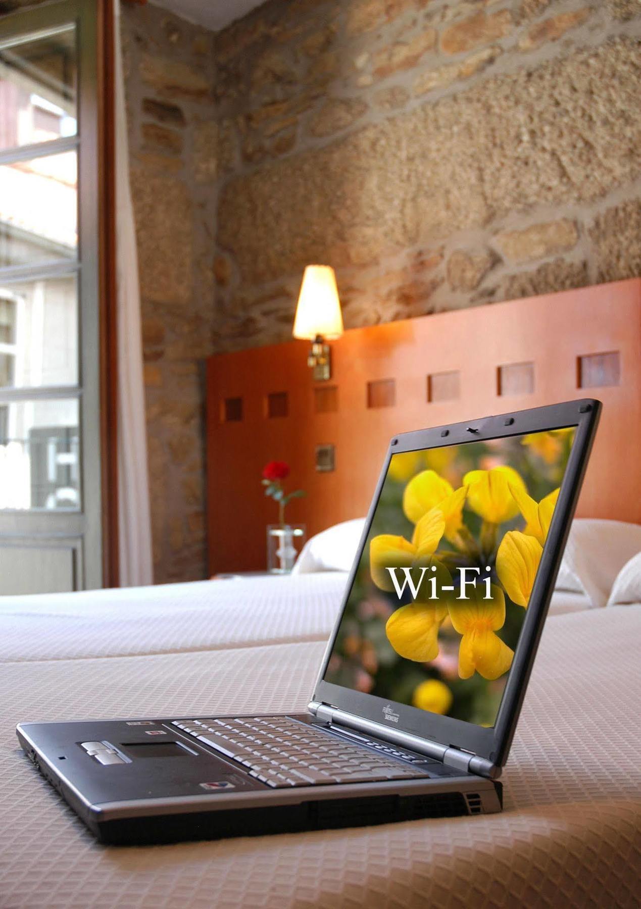 Entrecercas Hotel 2*