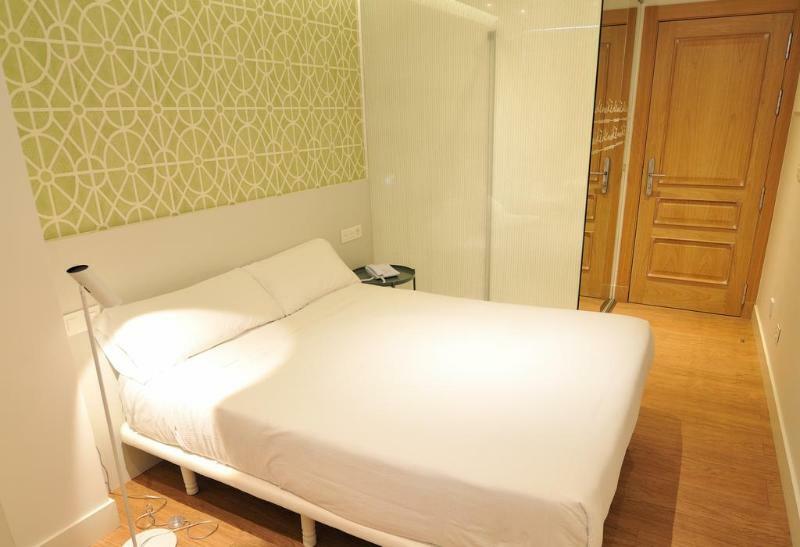 Denike Hotel