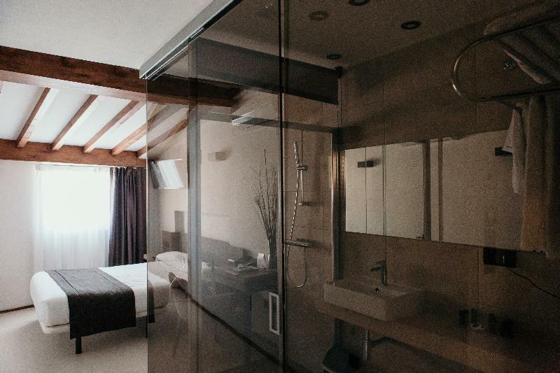 Via Aetcal & Wellness Hotel 2*