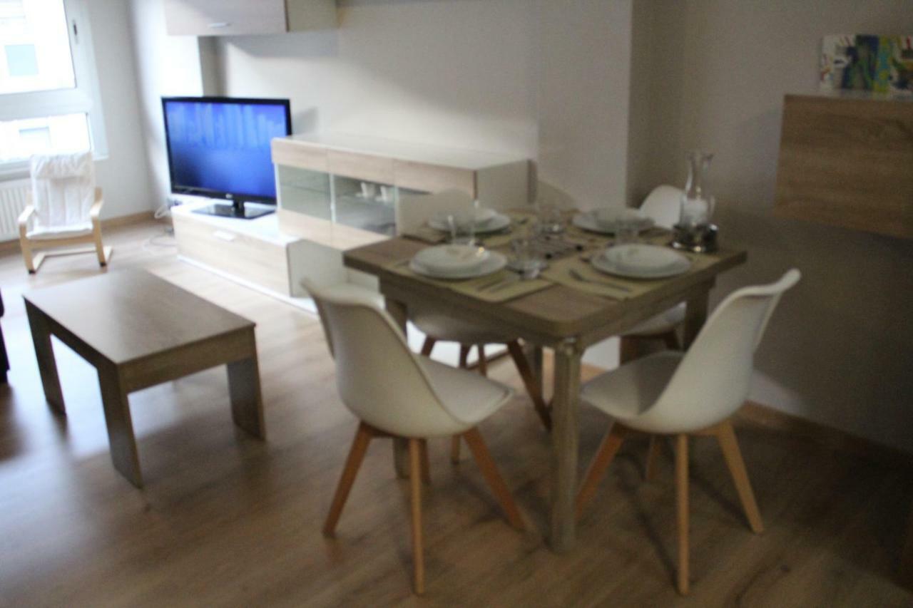 Rosalia De Castro, 41 - Centro - Vut-co-01904 Apartment