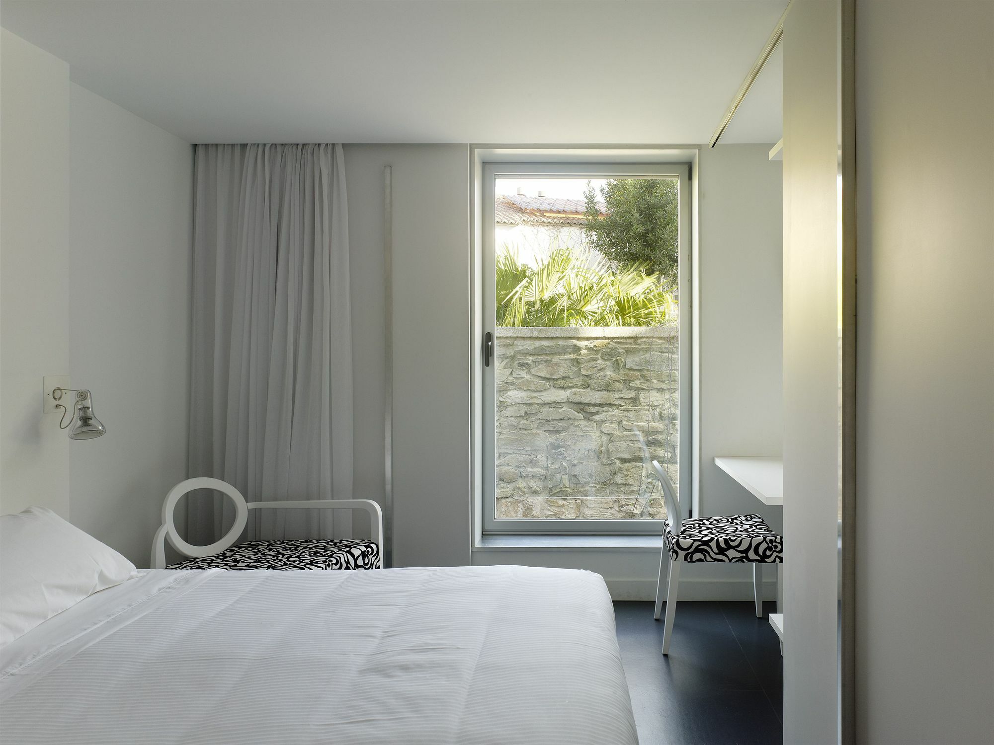 Hotel Moure 2*