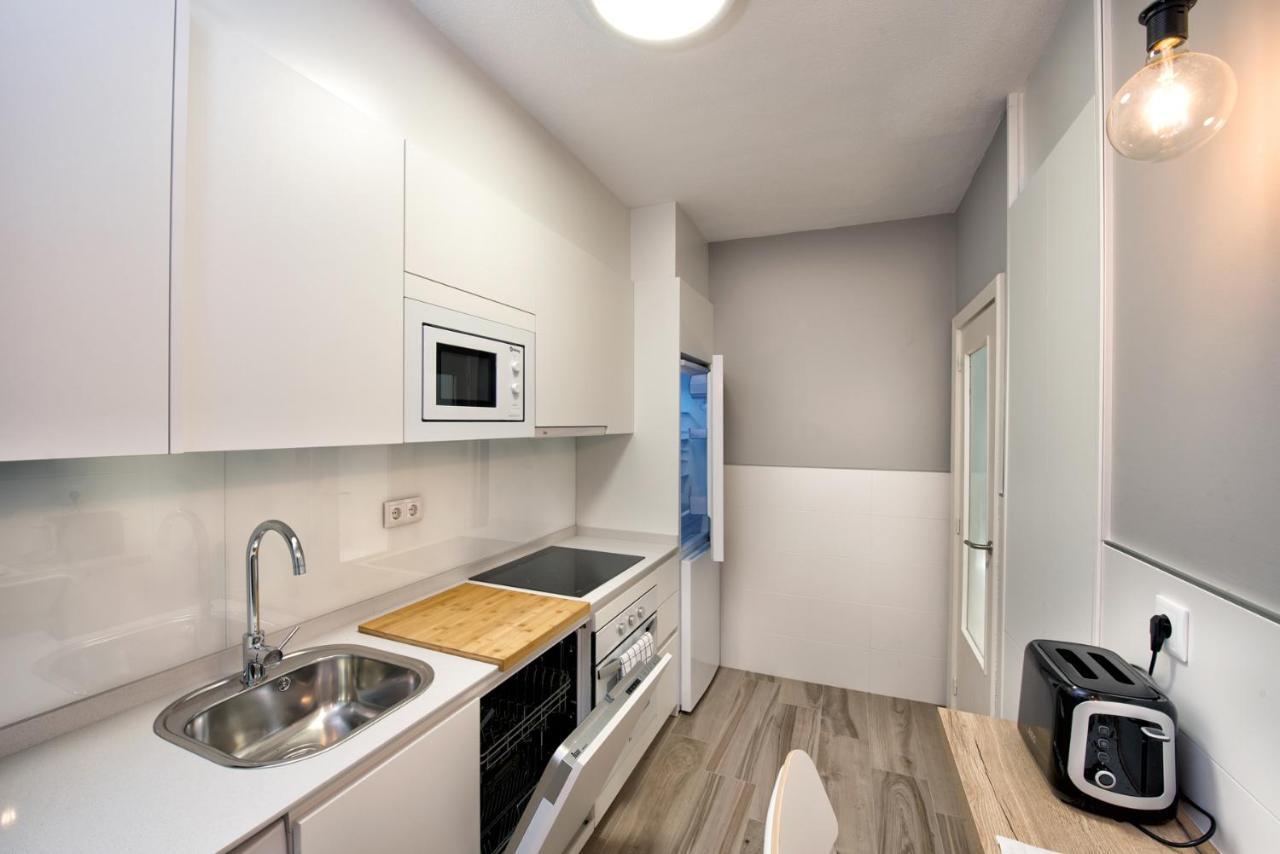 Apartamento Nuevo, Muy Centrico Y Completamente Equipado Para 5 Personas * Santiago de Compostela