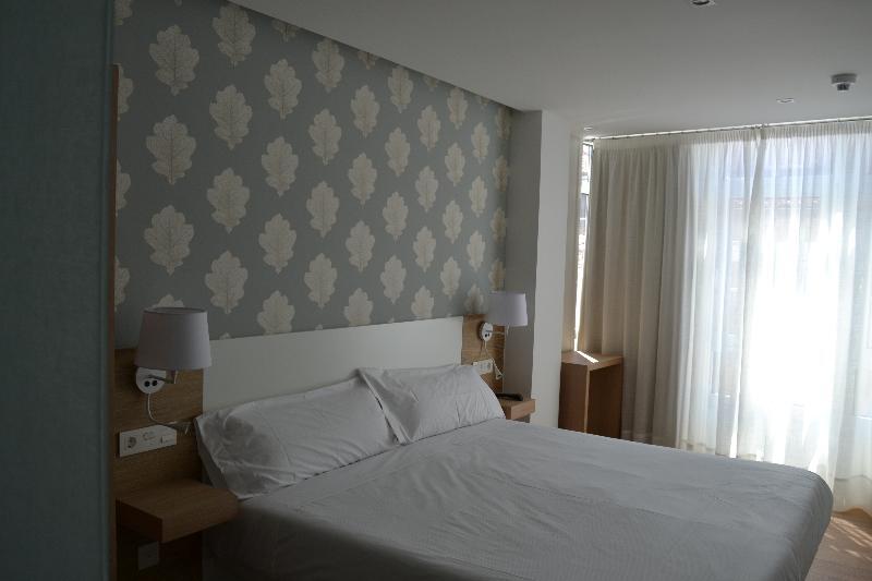 Denike Hotel 2*