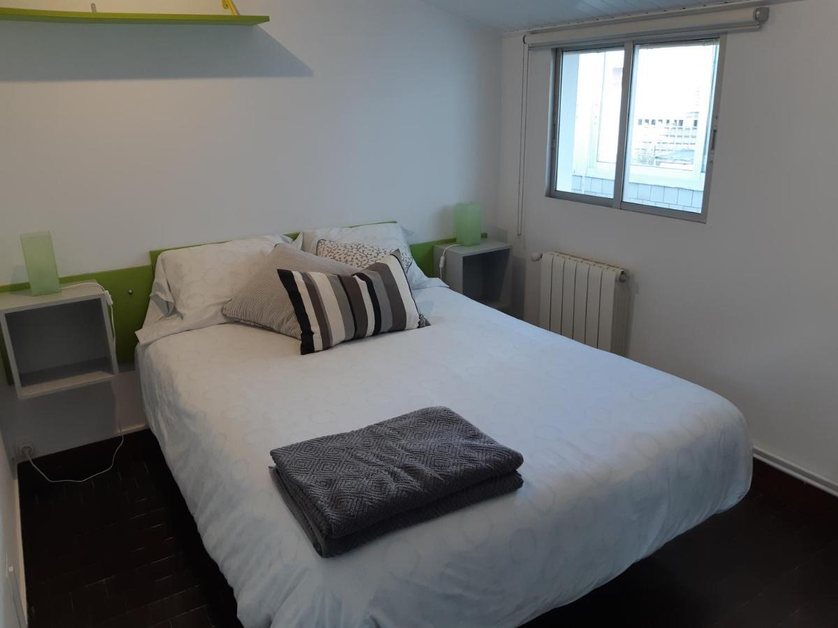 Apartamento En Vivienda Unifamiliar, Con Plaza De Garaje *